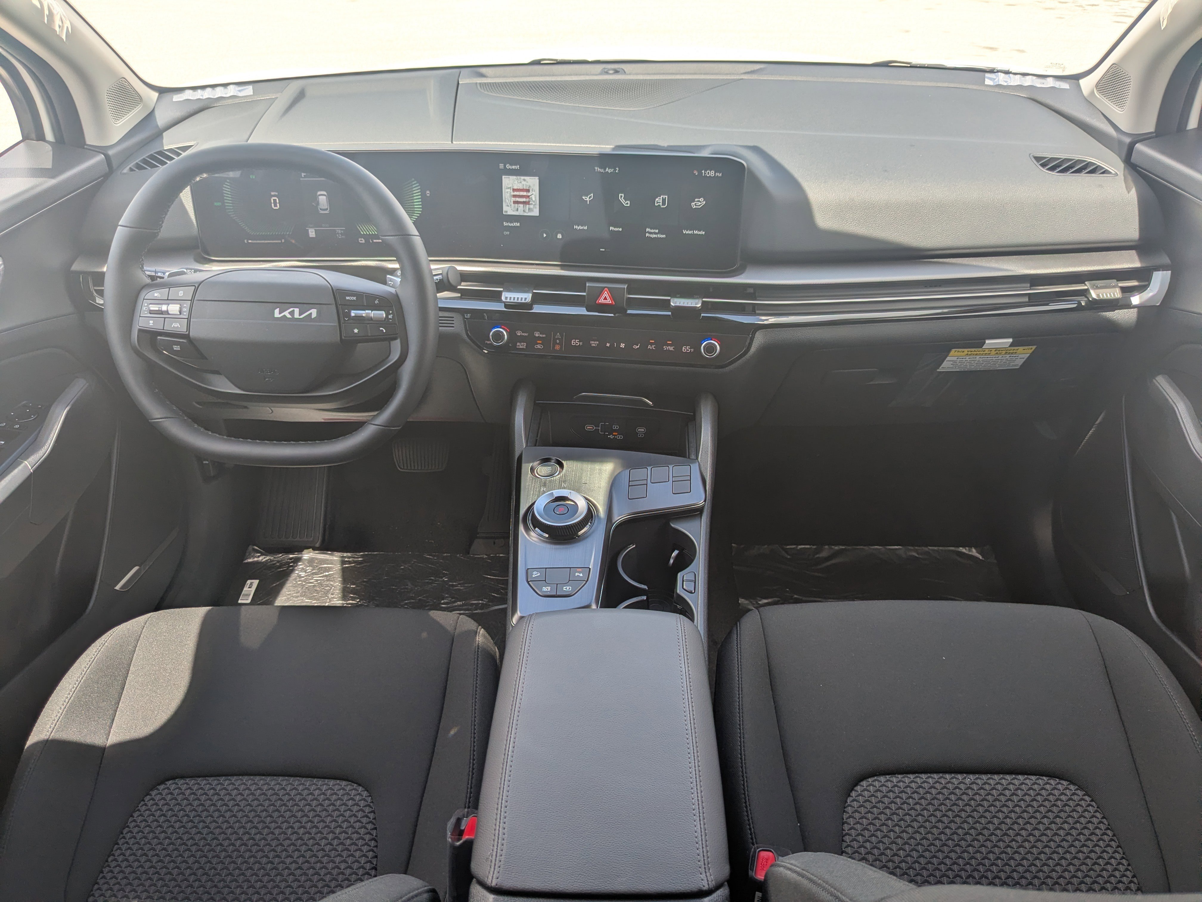 New 2026 Snow White Pearl Kia LX image 18