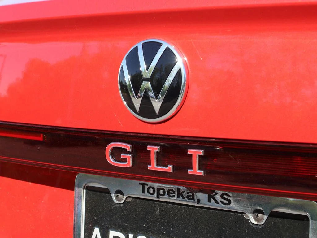 New 2026 Red Volkswagen 2.0T Autobahn image 33