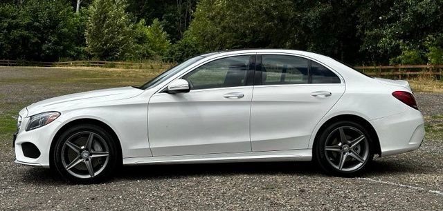 Used 2015  Mercedes-Benz C 300 image 5