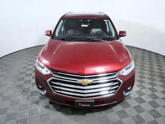 Used 2018 Red Chevrolet High Country image 3