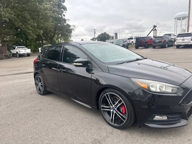 Used 2015 Tuxedo Black Ford ST image 5