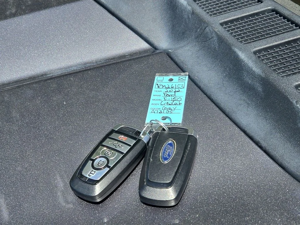 Used 2022 Gray Metallic Ford XLT image 39
