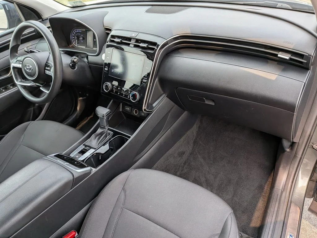 Used 2022 Gray Hyundai SEL image 30