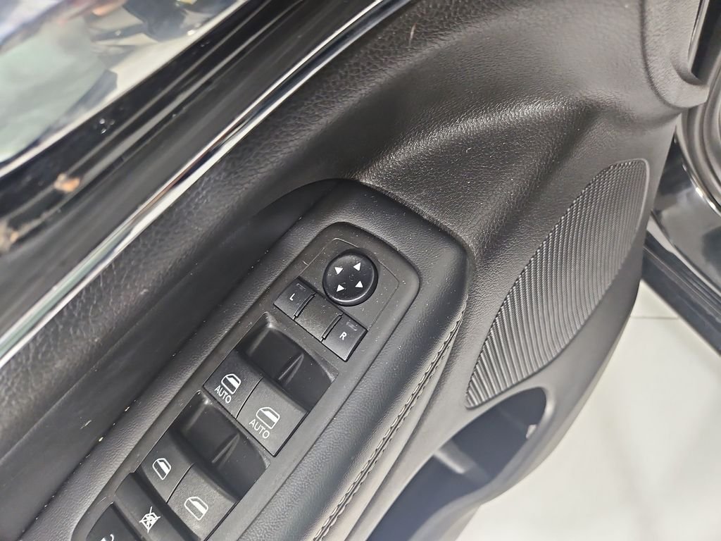Used 2021 Black Jeep Limited image 12