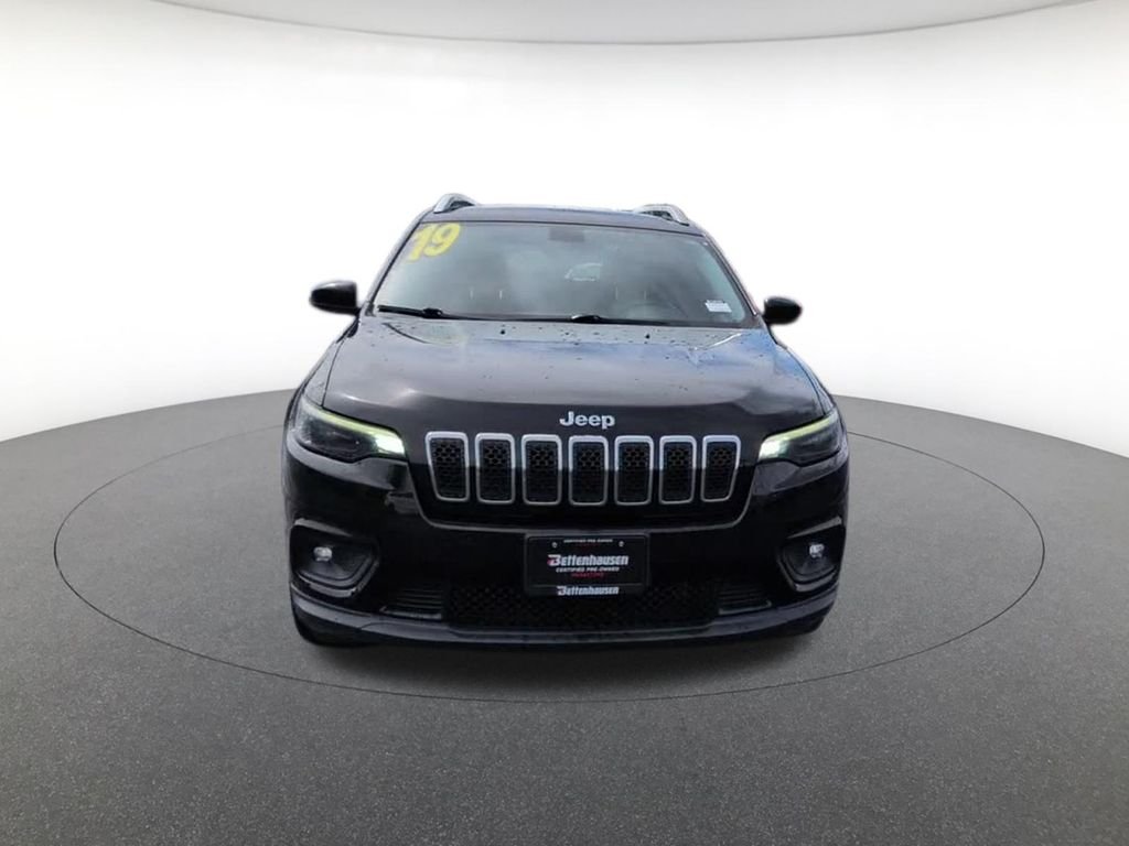 Certified 2019 Jeep Cherokee Latitude Plus with VIN 1C4PJLLB4KD205875 for sale in Orland Park, IL