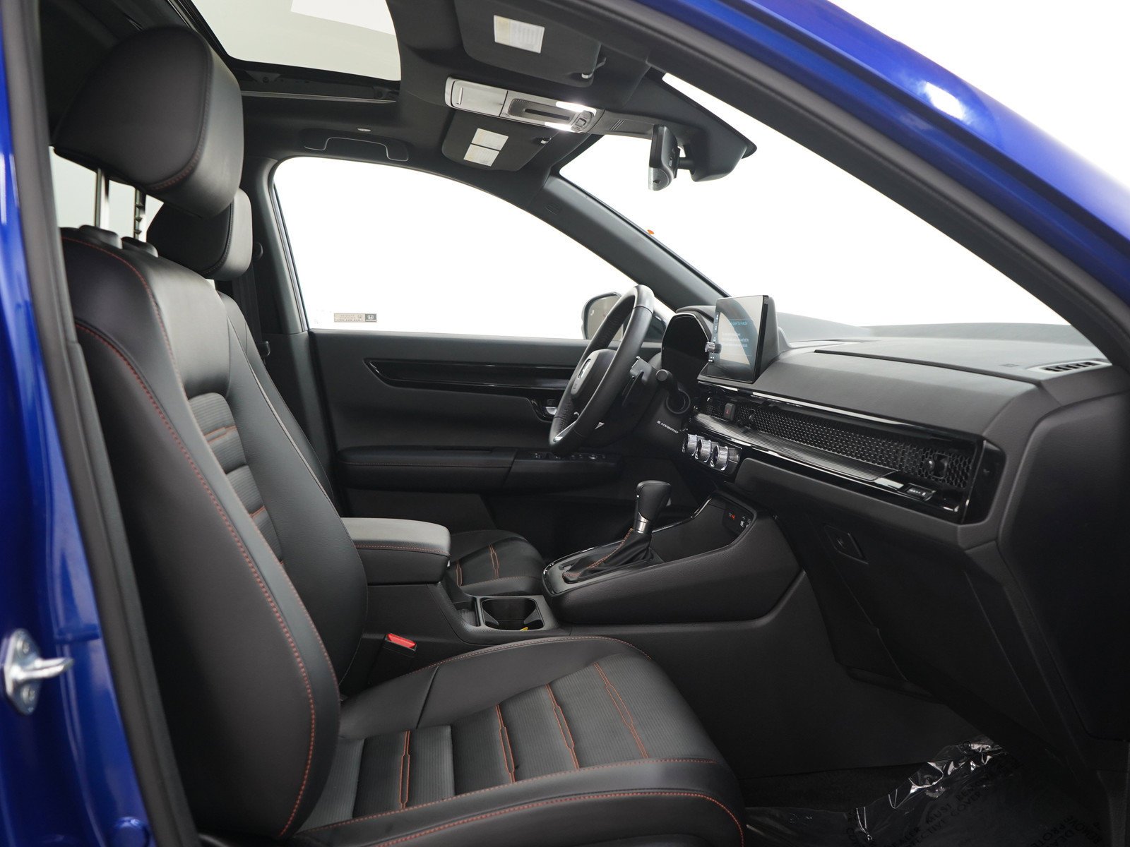 Used 2024 Blue Honda Sport Touring AWD image 13