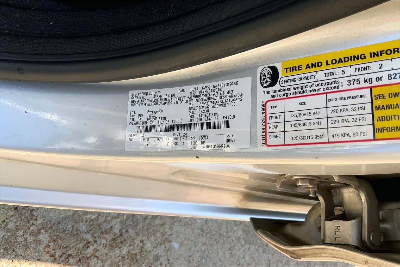 Used 2014 Ingot Silver Metallic Ford SE image 30