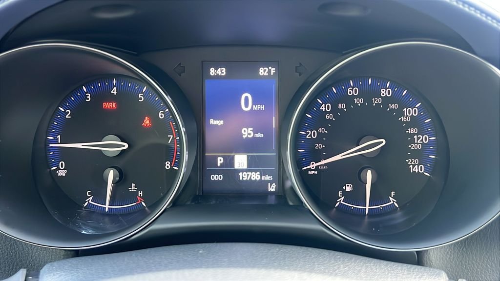 Used 2021 White Toyota XLE image 20