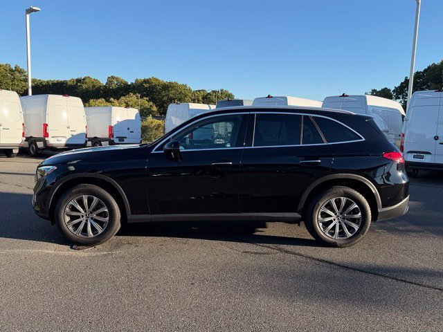 Certified Used 2026 Black Mercedes-Benz GLC 300 image 4