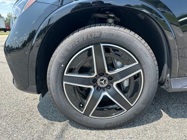 New 2026 Black Mercedes-Benz GLC 300 image 9