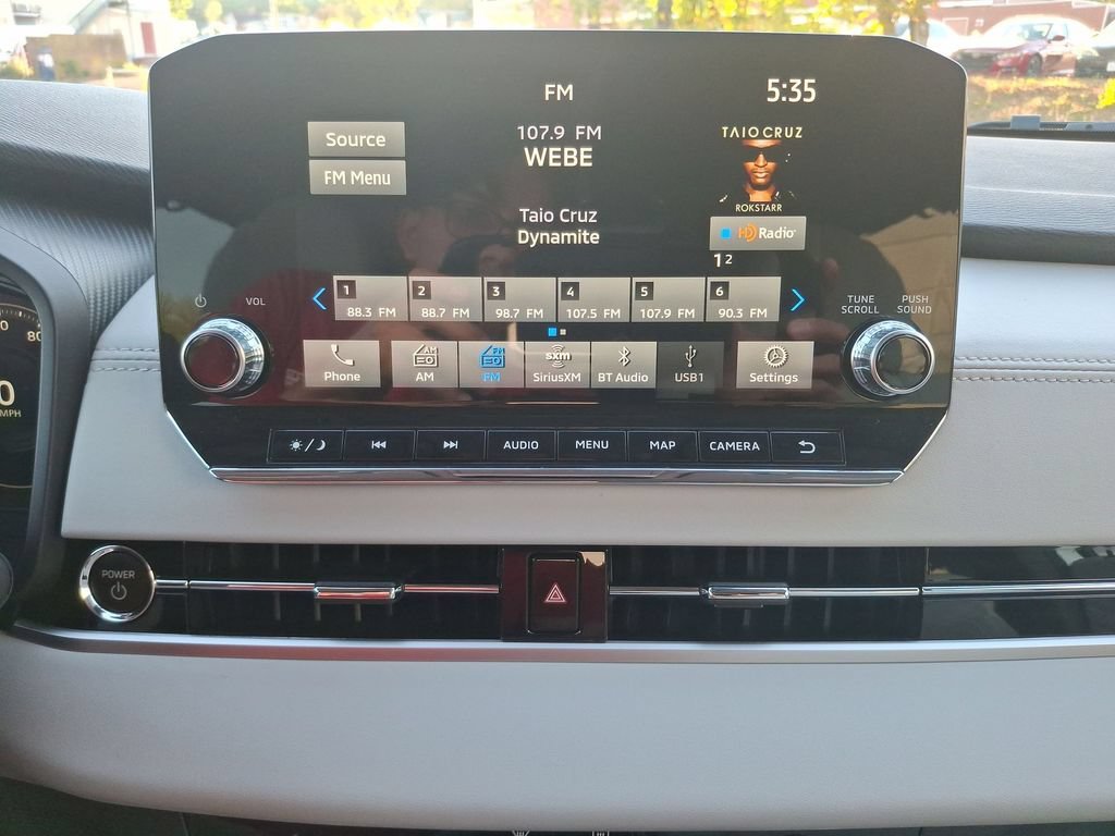Used 2024 Mitsubishi Outlander Plug-In Hybrid SUV