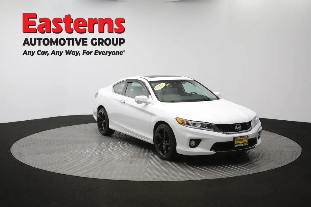 Used 2015 White Honda EX-L image 49