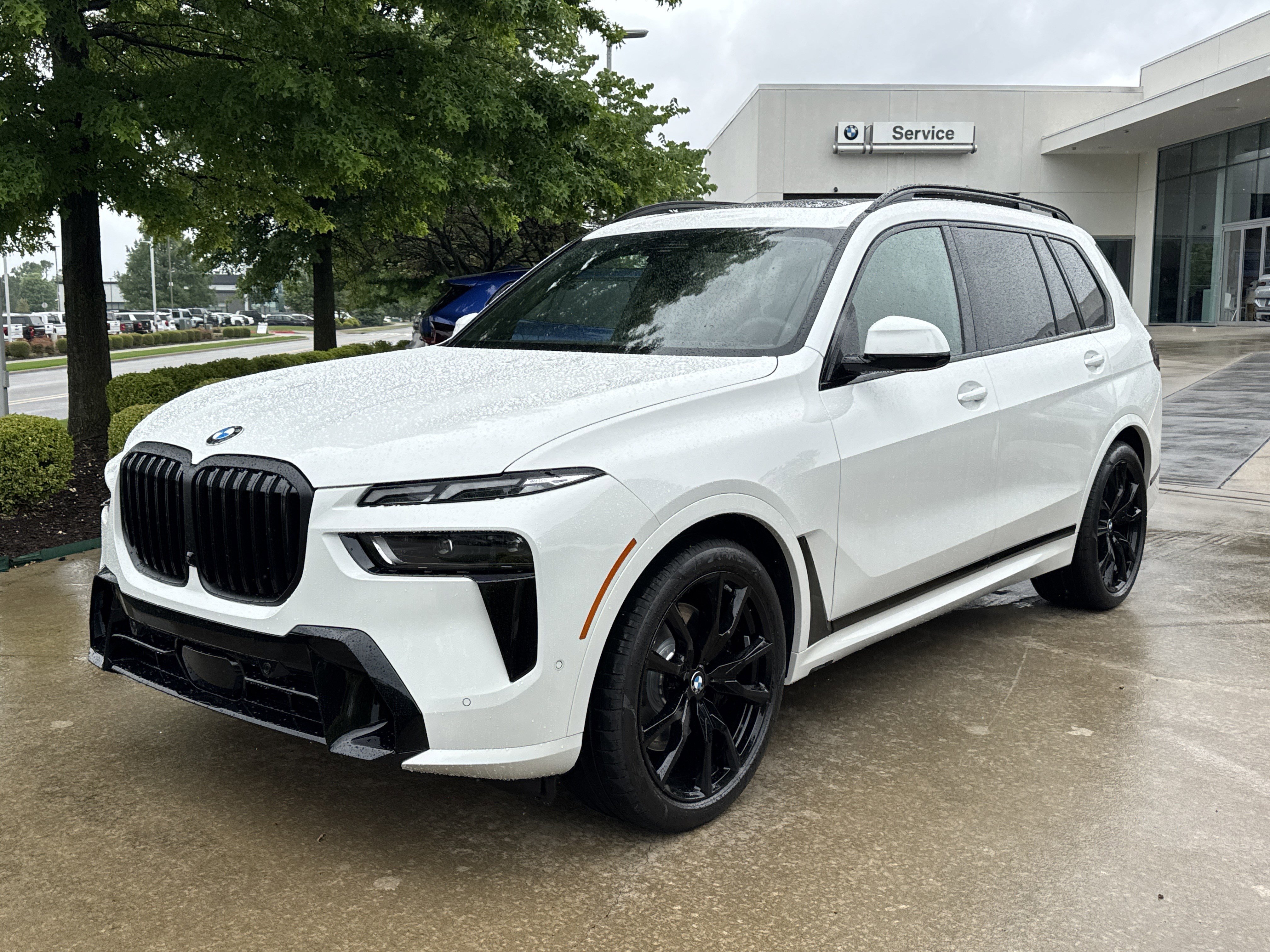 2027 BMW X7 xDrive40i's photo