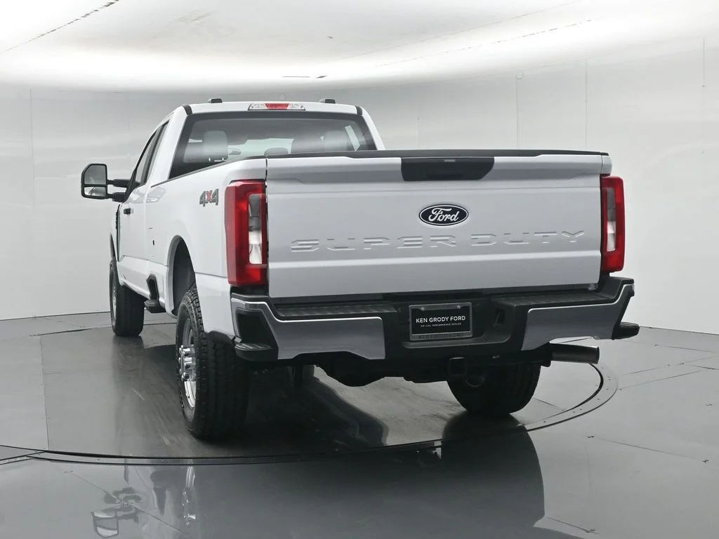 New 2027 White Ford XL image 26