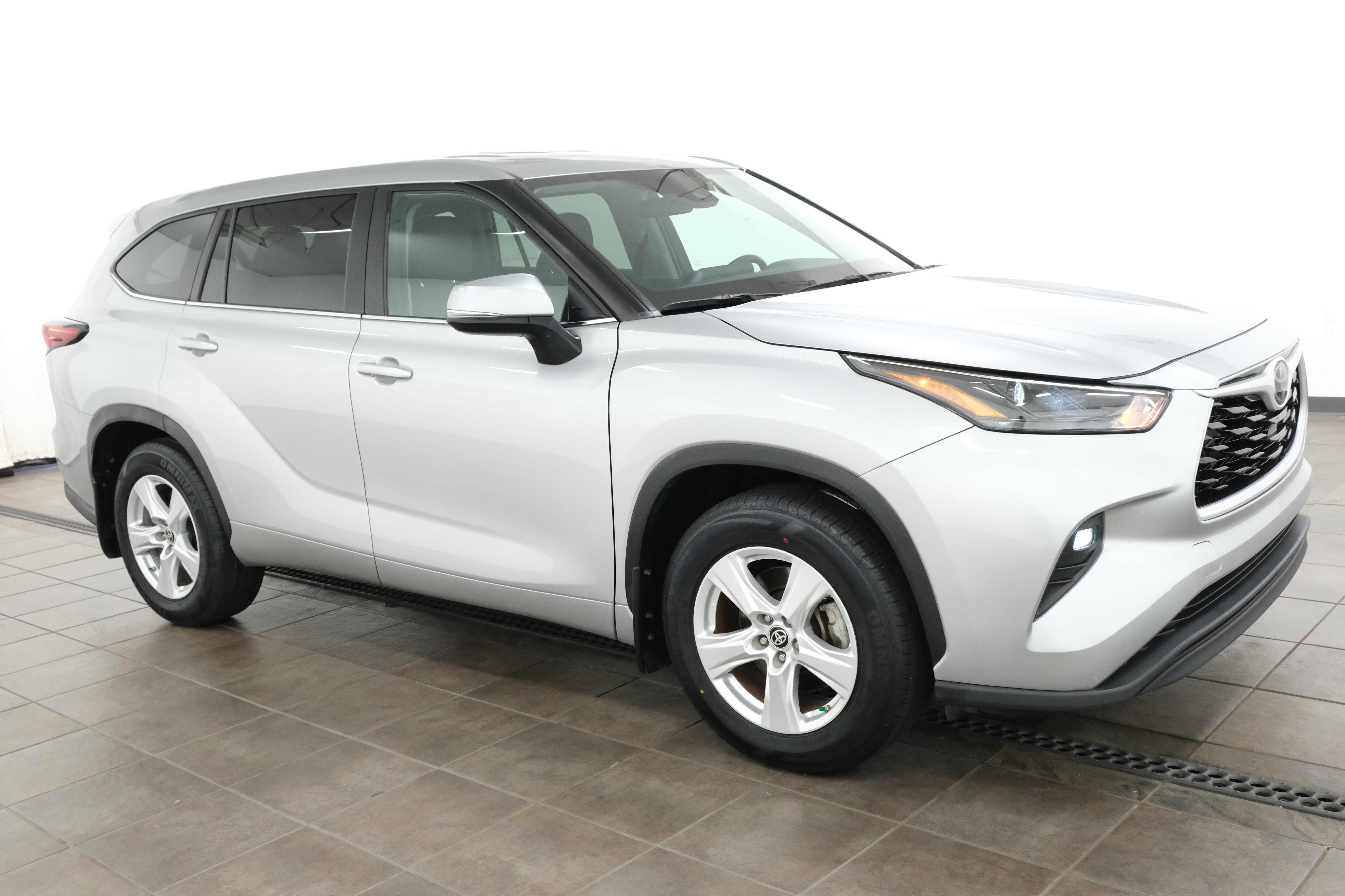 Certified Used 2024 Celestial Silver Metallic Toyota LE image 7