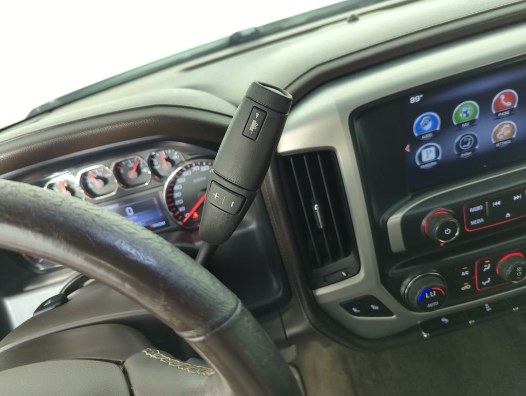 Used 2014 White GMC SLT image 23