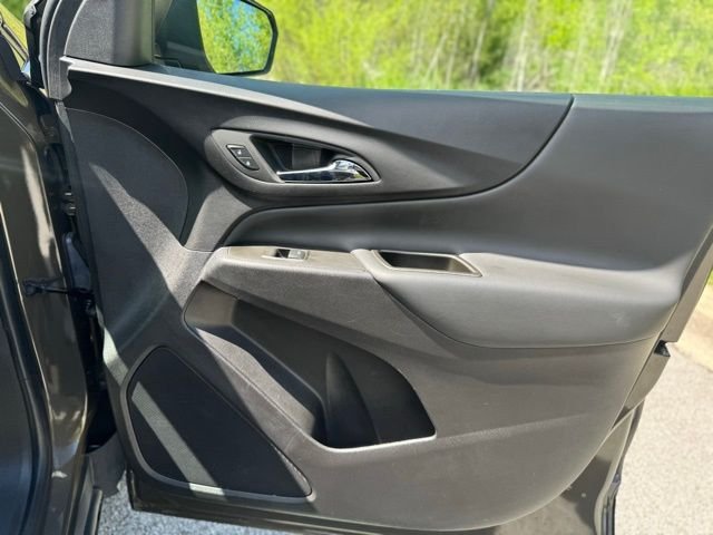 Used 2024 Bronze Metallic Chevrolet LT image 18
