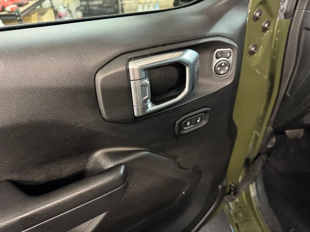 Used 2022 Green Jeep Unlimited Sport Altitude image 14