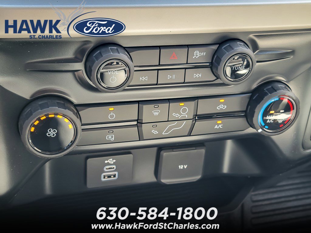 New 2026 Oxford White Ford F-450® XL image 13
