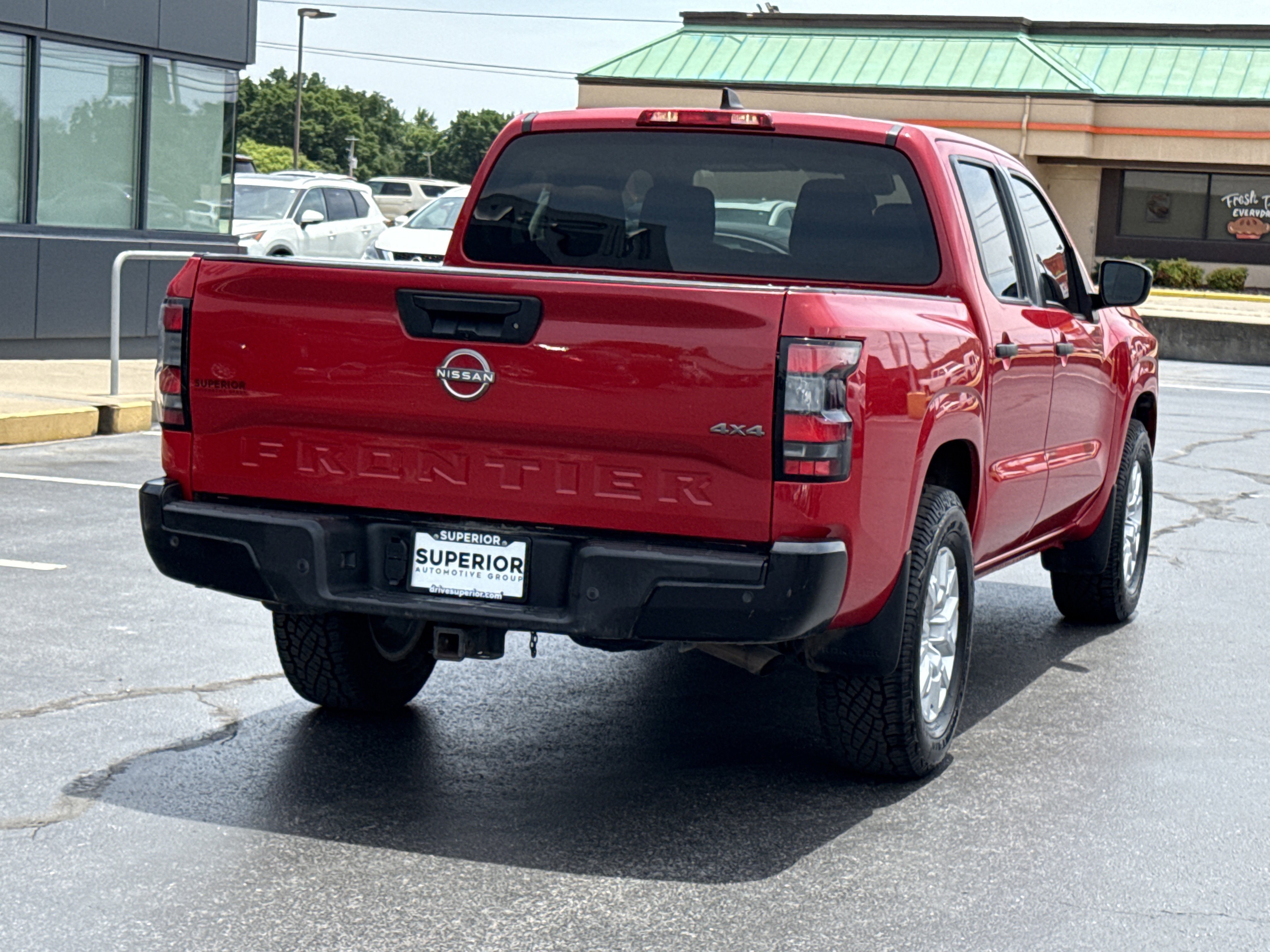 Used 2022 Red Alert Nissan S 4WD image 3