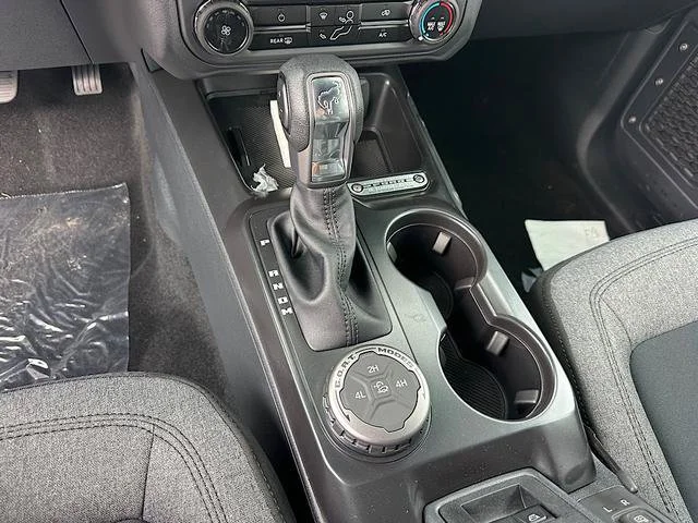 New 2026 Velocity Blue Metallic Ford Base image 21