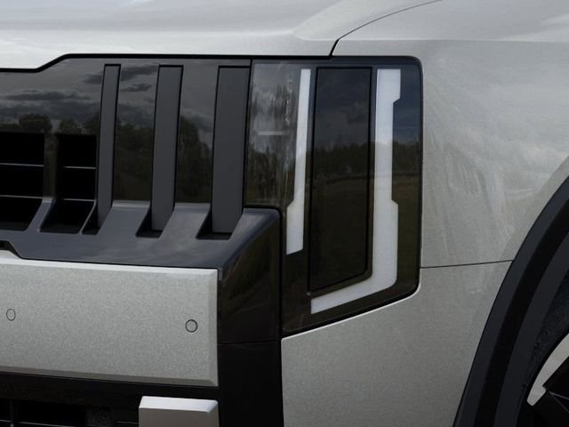 New 2027 Ivory Kia EX image 10