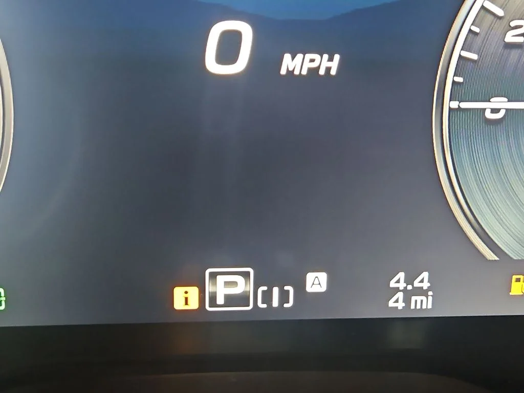 New 2026 MAGNETITE GRAY PEARL Subaru Limited Hybrid image 30