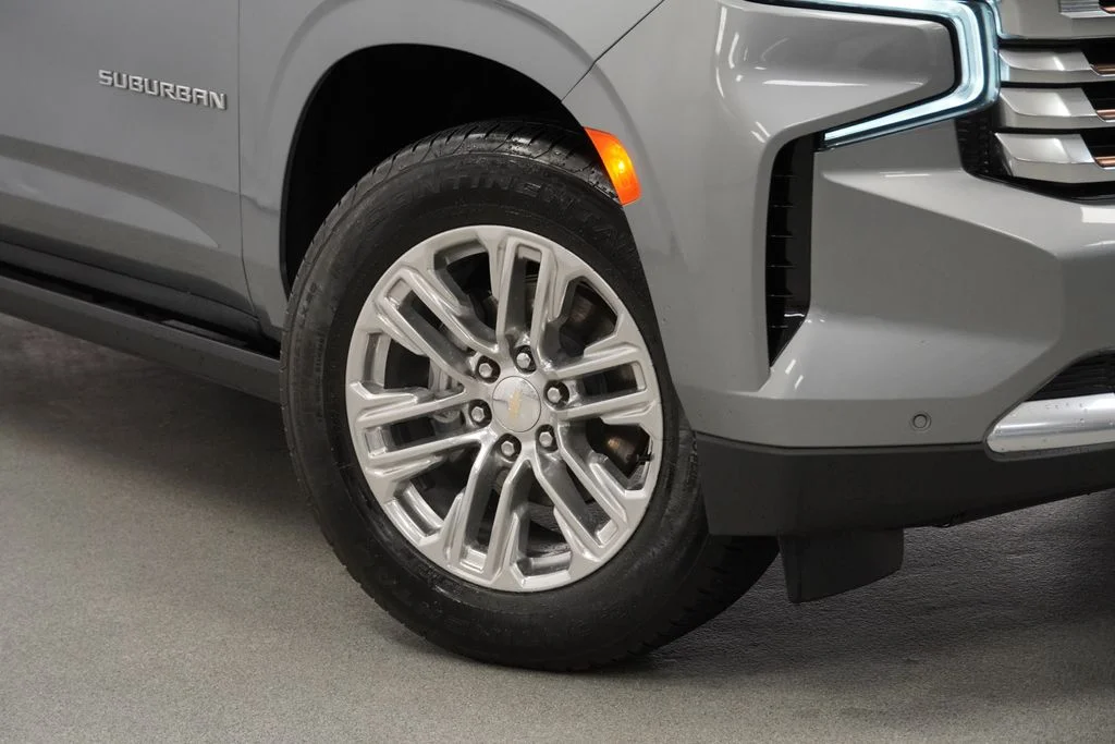 2023 Chevrolet Suburban High Country - Photo 9