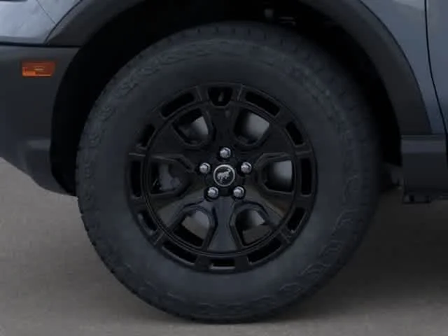 New 2026 Azure Gray Metallic Tri-Coat Ford Badlands image 19