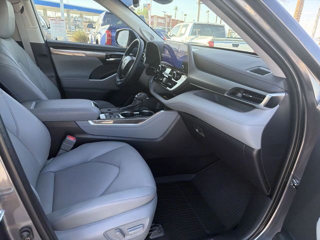 Certified Used 2025 Gray Toyota Limited image 28