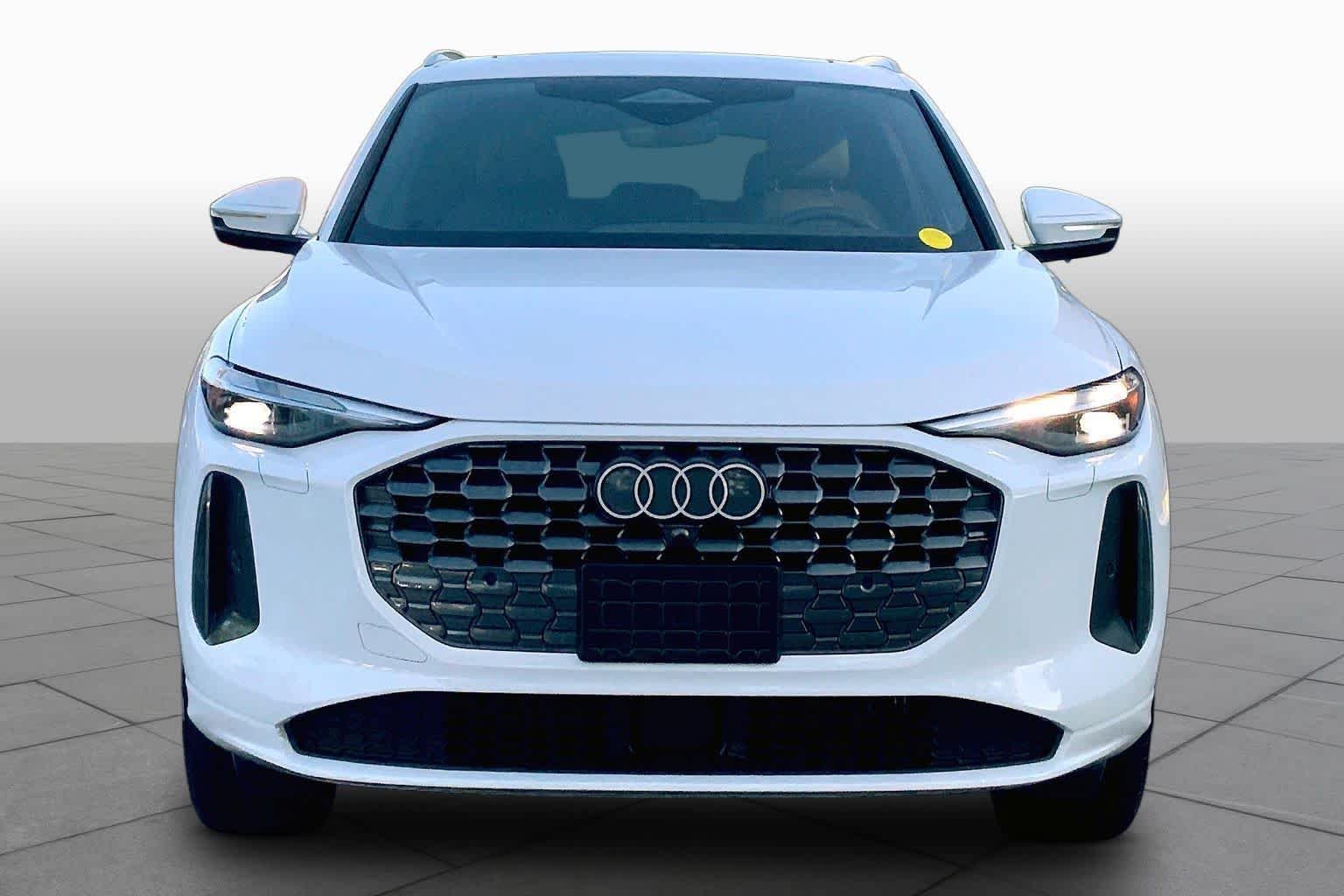 Used 2025 Glacier White Metallic Audi Premium image 4