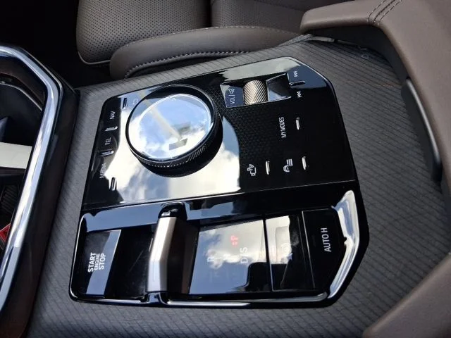 2025 BMW X3 30 - Photo 12