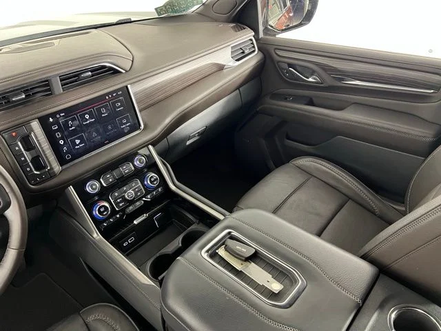 2023 GMC Yukon XL Denali - Photo 34