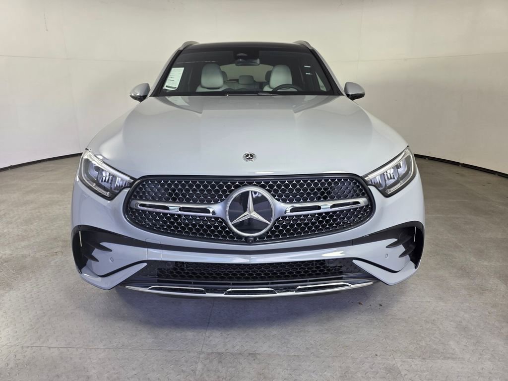 New 2026 MANUFAKTUR Alpine Grey Mercedes-Benz GLC 300 image 17