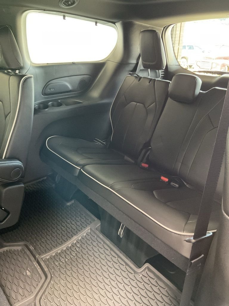 2025 Chrysler Pacifica Limited - Photo 25