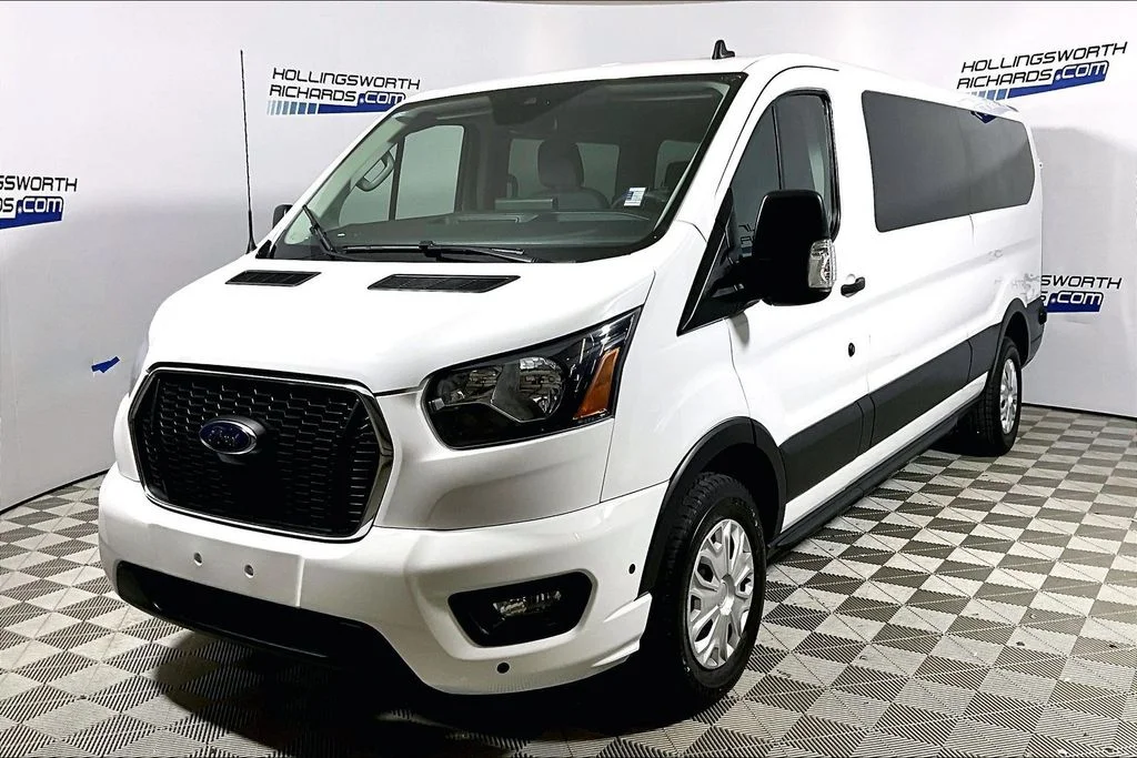 2024 Ford Transit 350 XLT Low Roof Sliding Pass. 148's photo