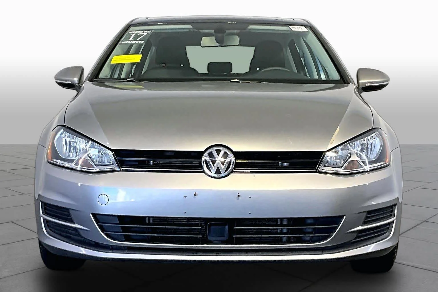 Pre-Owned 2017 Volkswagen Golf Wolfsburg Edition