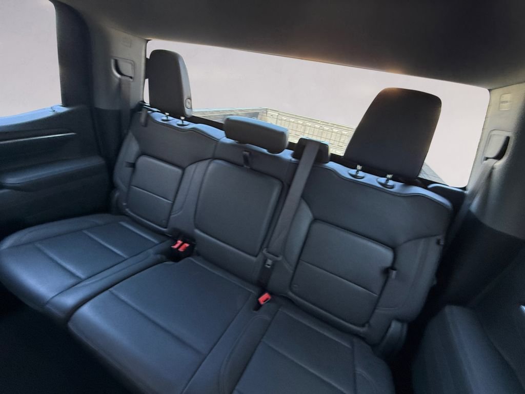 Used 2025 Silver GMC SLT image 16