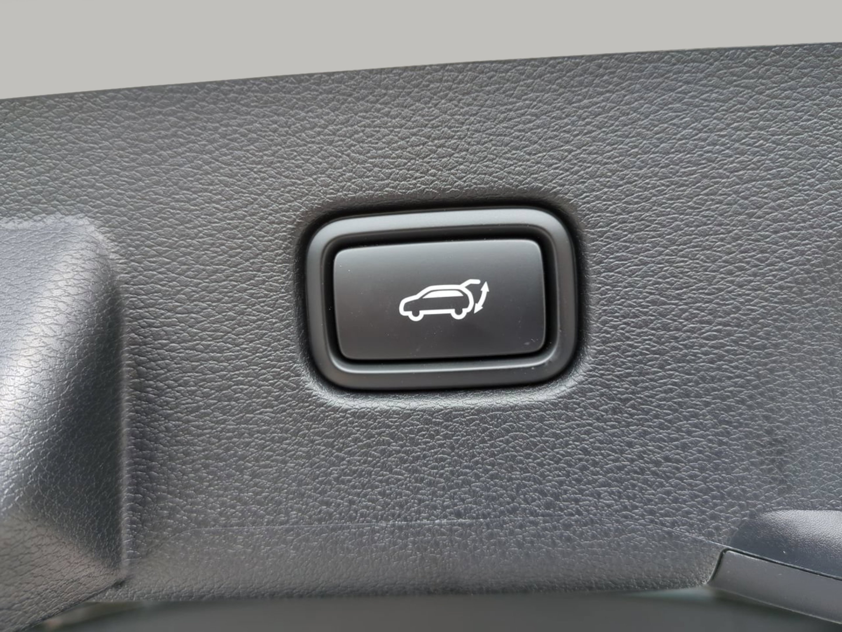 New 2026 Glacial White Pearl Kia EX image 17
