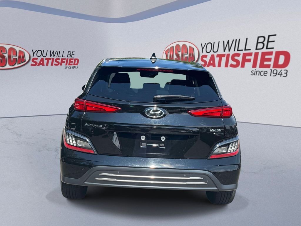 Used 2022 Black Hyundai Limited image 5