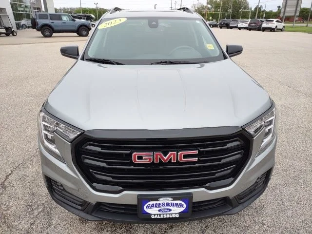 Used 2023 Sterling GMC SLE image 9