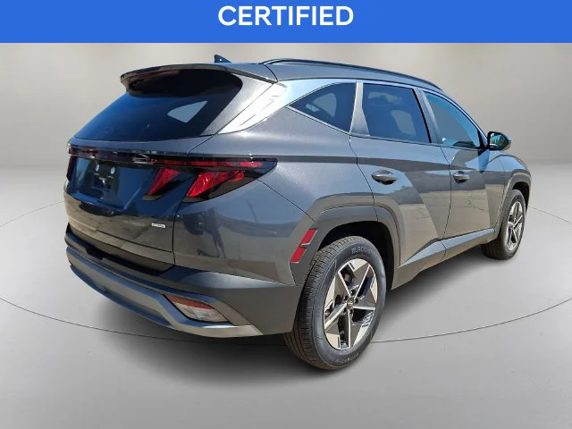 Used 2025 Gray Hyundai SEL image 6