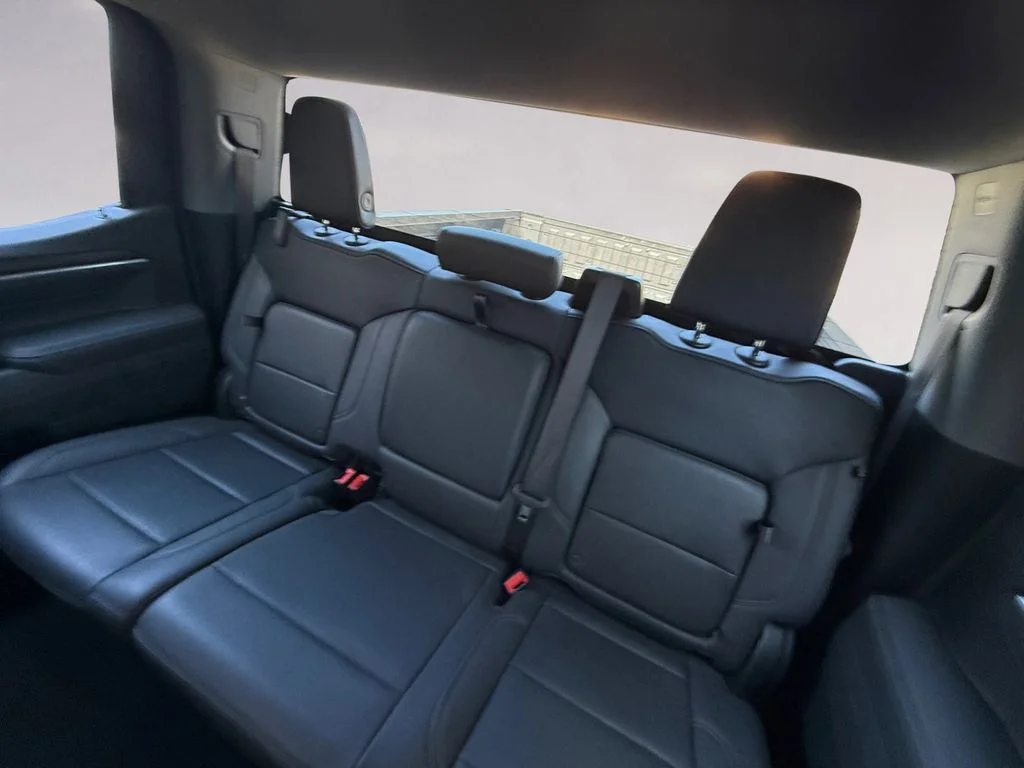 Used 2025 Silver GMC SLT image 16