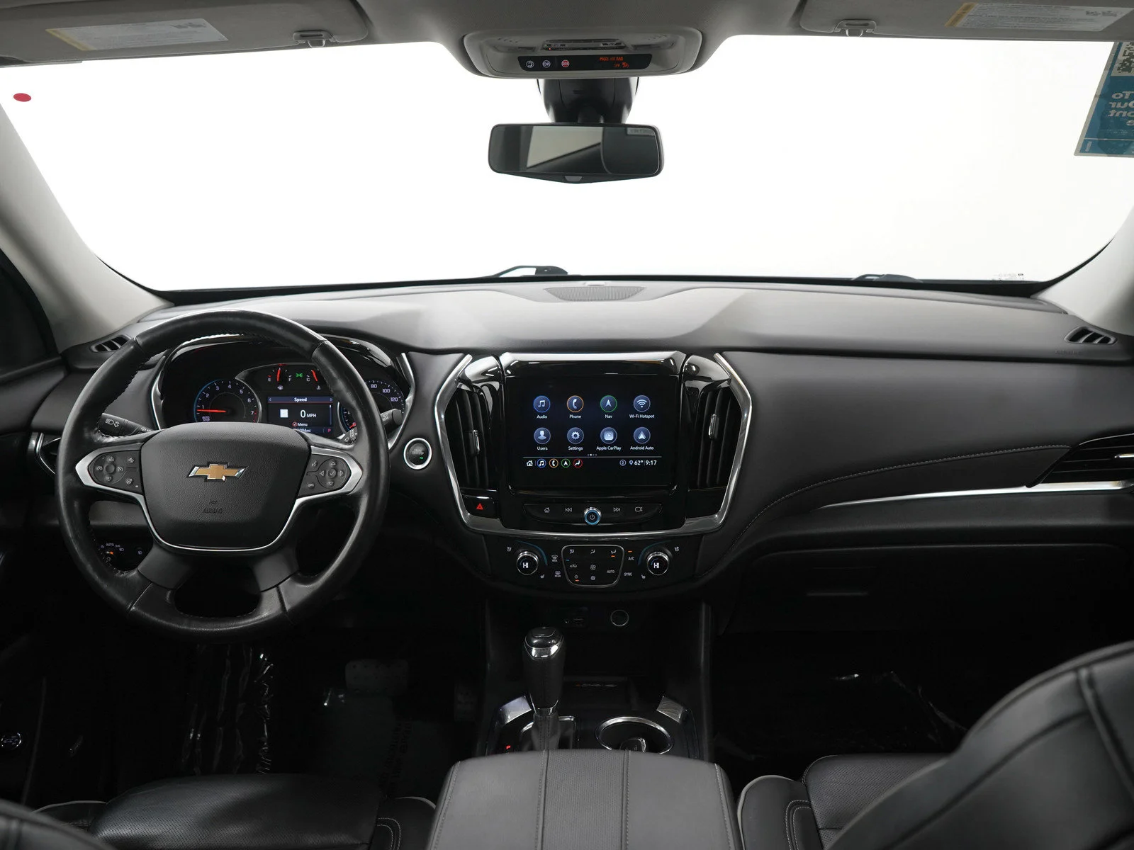 Used 2020 Silver Ice Metallic Chevrolet High Country image 15