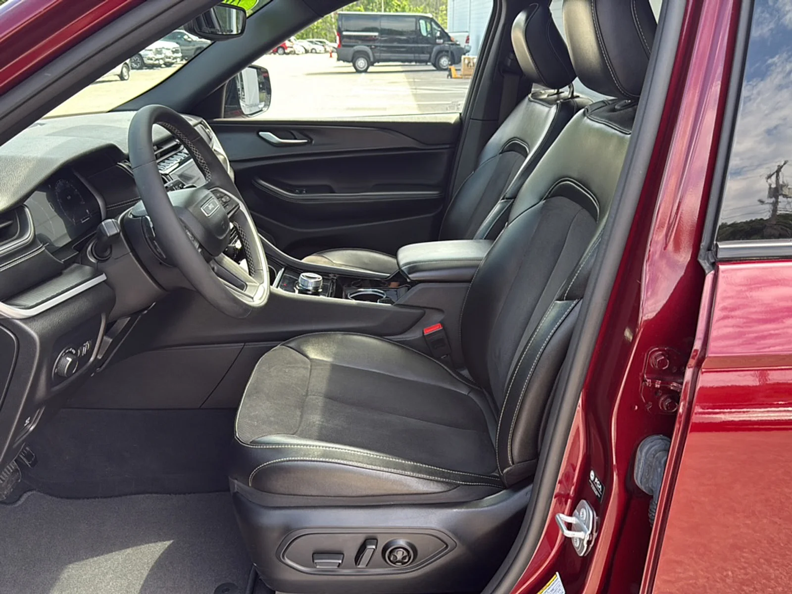 Used 2023 Velvet Red Pearlcoat Jeep Altitude 4x4 image 12