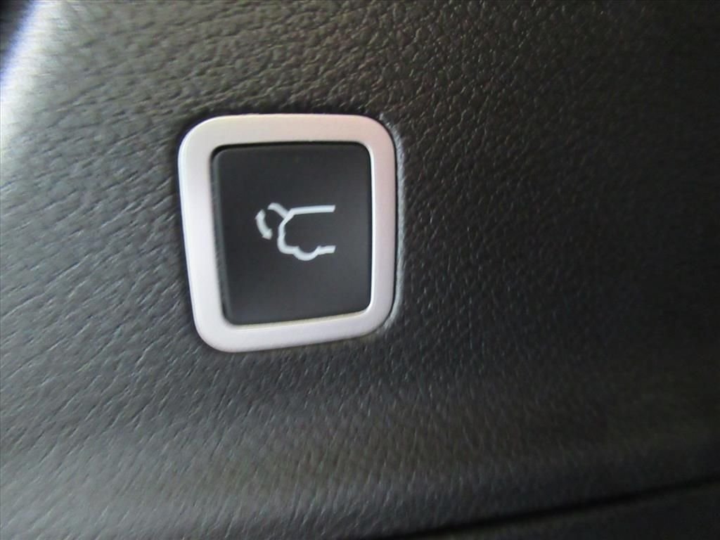 2026 Chrysler Pacifica Select - Photo 14