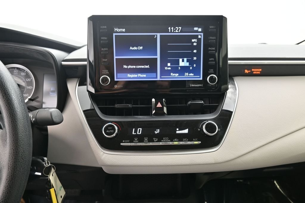 Used 2022 White Toyota LE image 11
