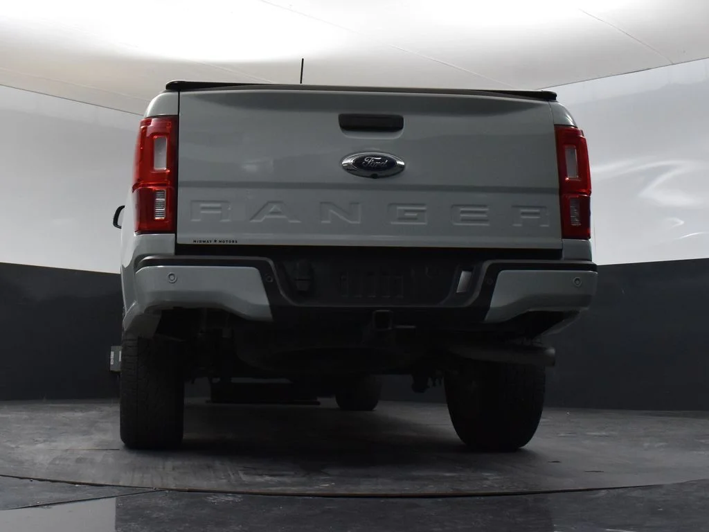 Used 2023 Green Ford Lariat image 31