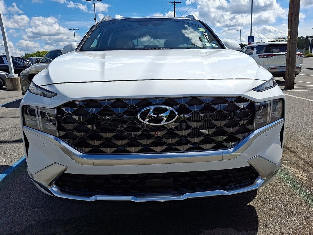 Used 2023 White Hyundai Calligraphy image 2