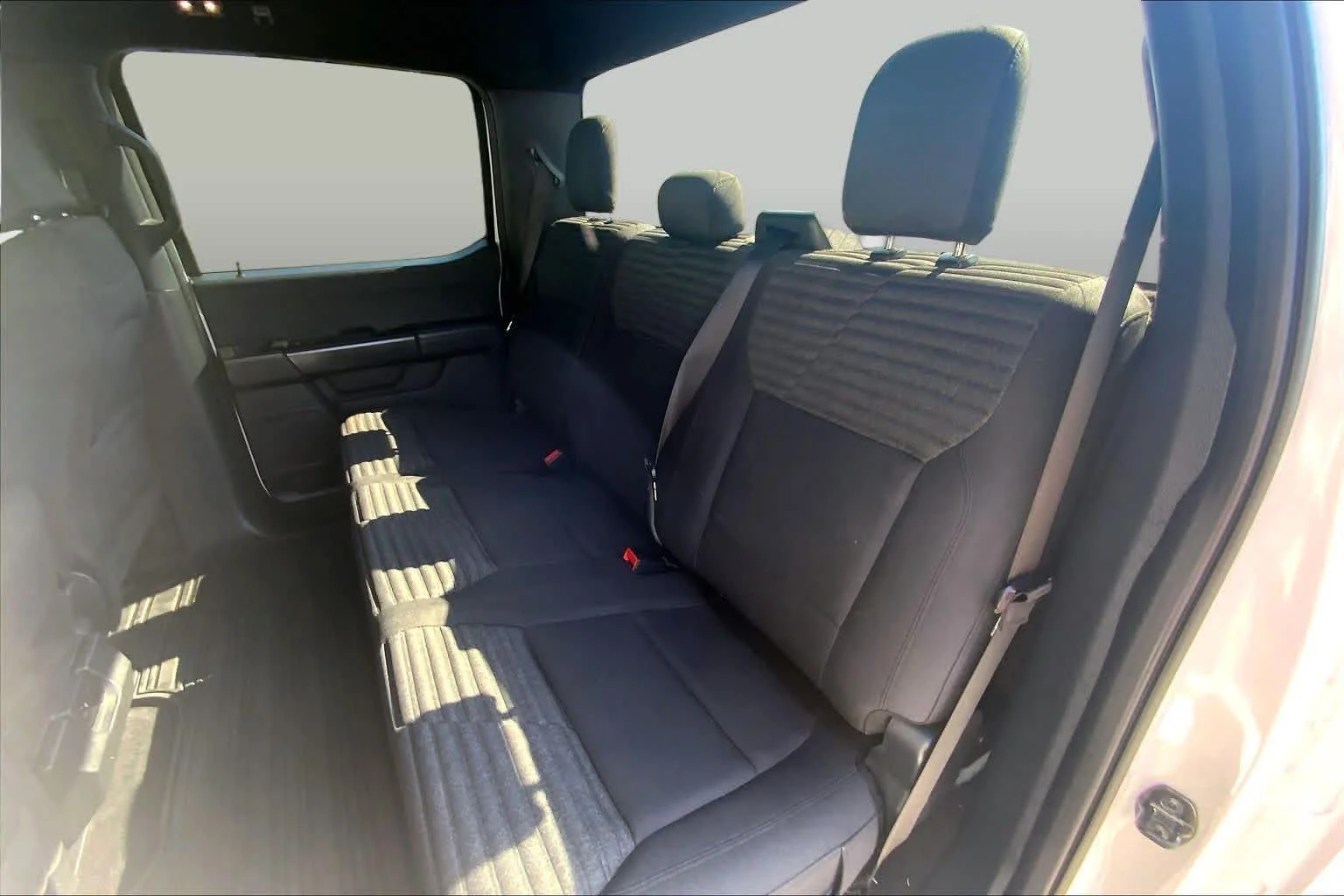 Certified Used 2023 Oxford White Ford XL image 21